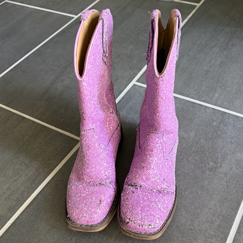 Sparkly Purple Boots - perfect for Taylor Swift costume